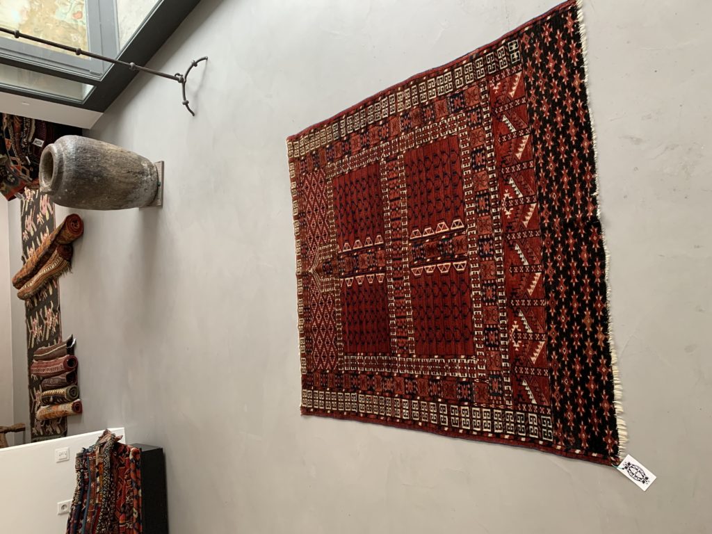 Tekke Ensi_145x138cm